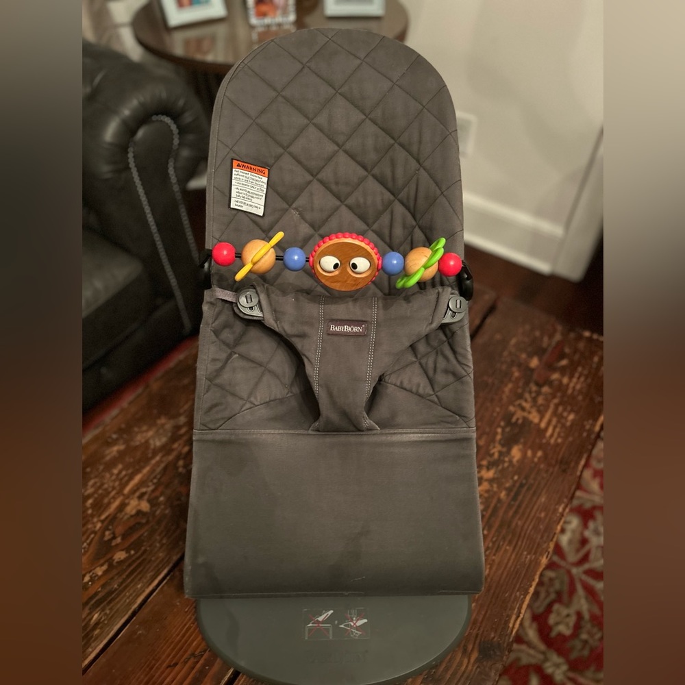 BABYBJÖRN Bouncer Bliss and Toy Bar